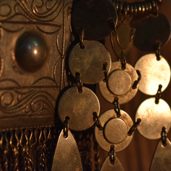 Aged Brass 19" Necklace - Picture 1 of 4